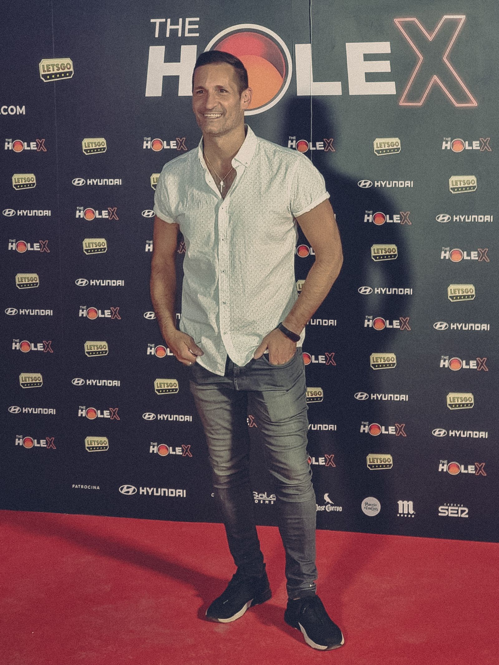 Las fotos de la alfombra roja del pase VIP de 'The Hole X'