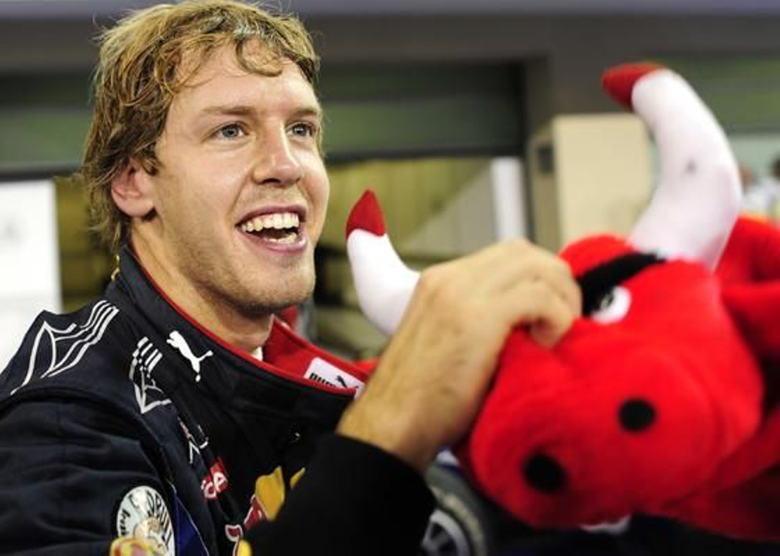 Sebastian Vettel celebra en Abu Dhabi su título mundial.

Foto: AFP Photo