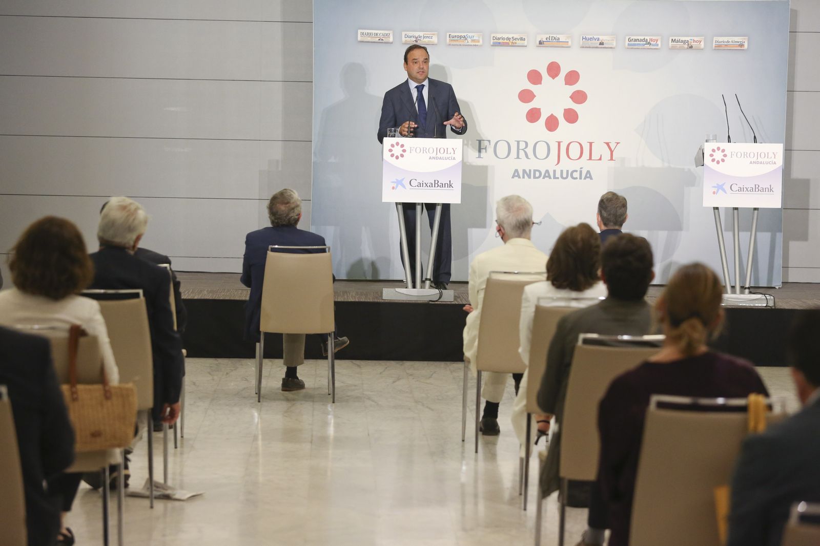 Fotos del Foro Joly con el economista José Carlos Díez