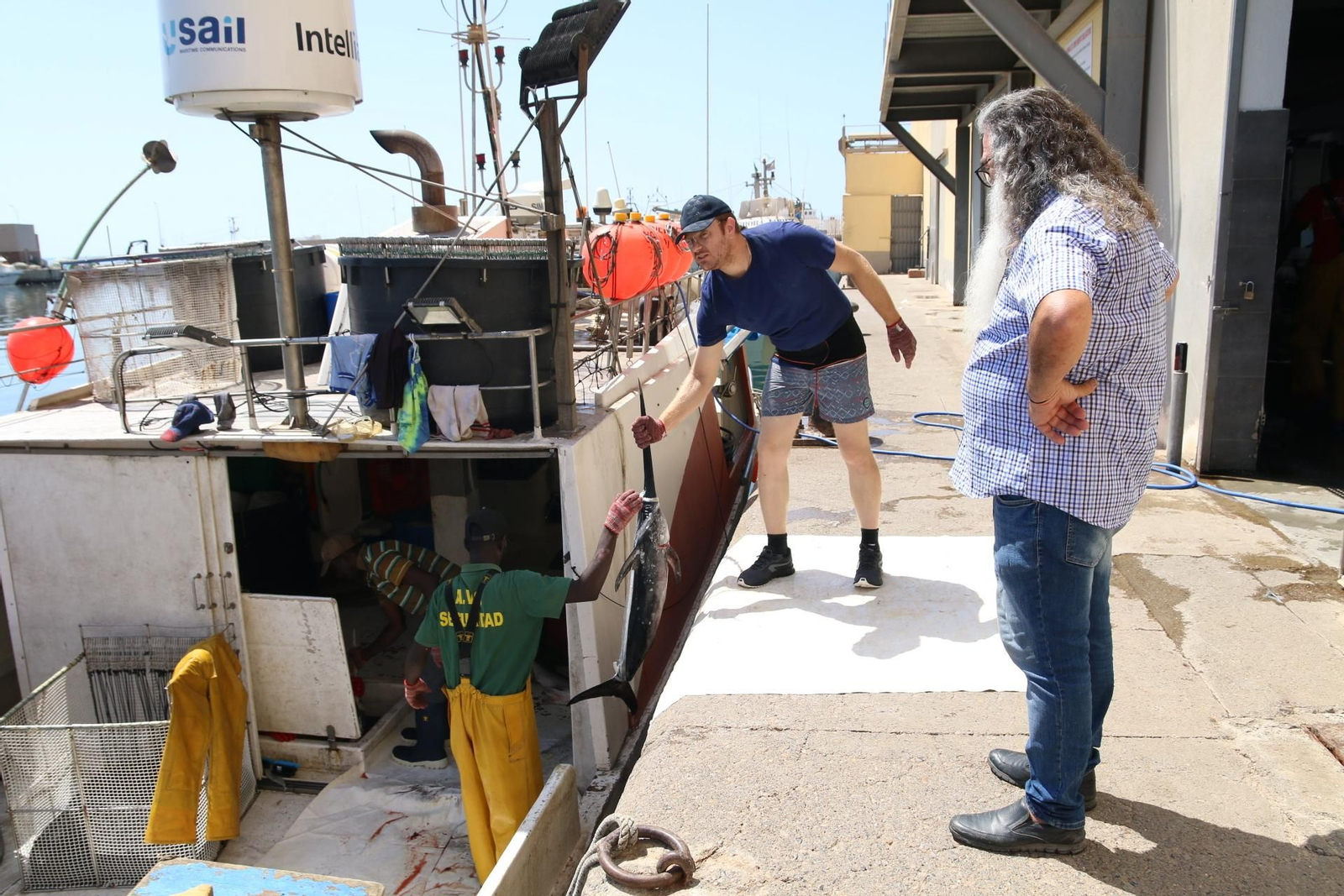 Fotogalería de la Cofradía de Pescadores de Adra