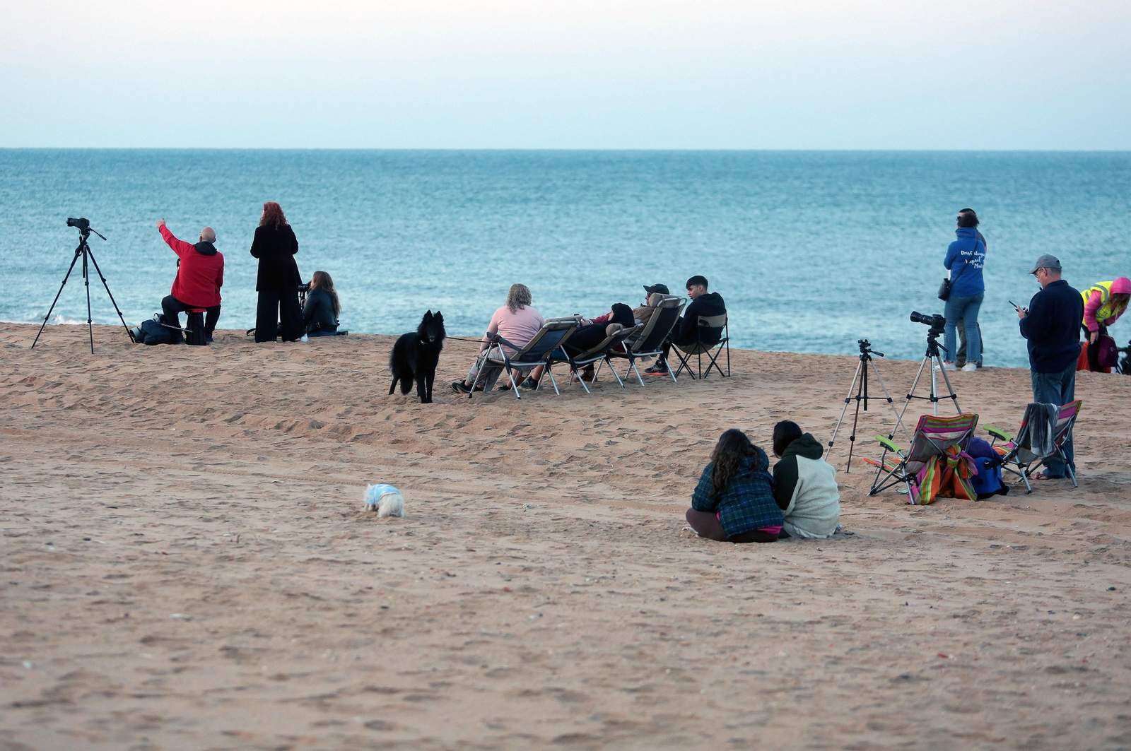 Imágenes del ambiente para ver el lanzamiento del cohete Miura 1