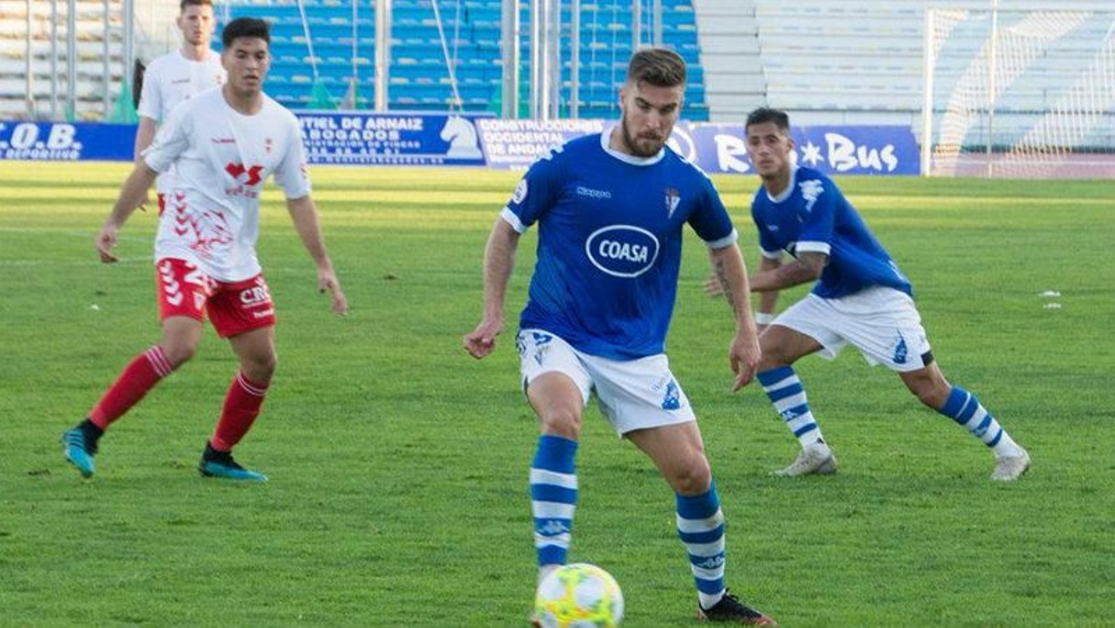 El exbalono Francis Ferrón, jugador del San Fernando