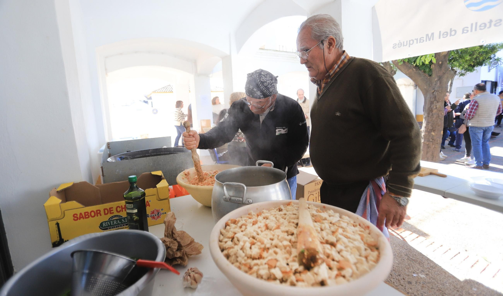 Las fotos de la desgustación de ajo campero este sábado en Jerez