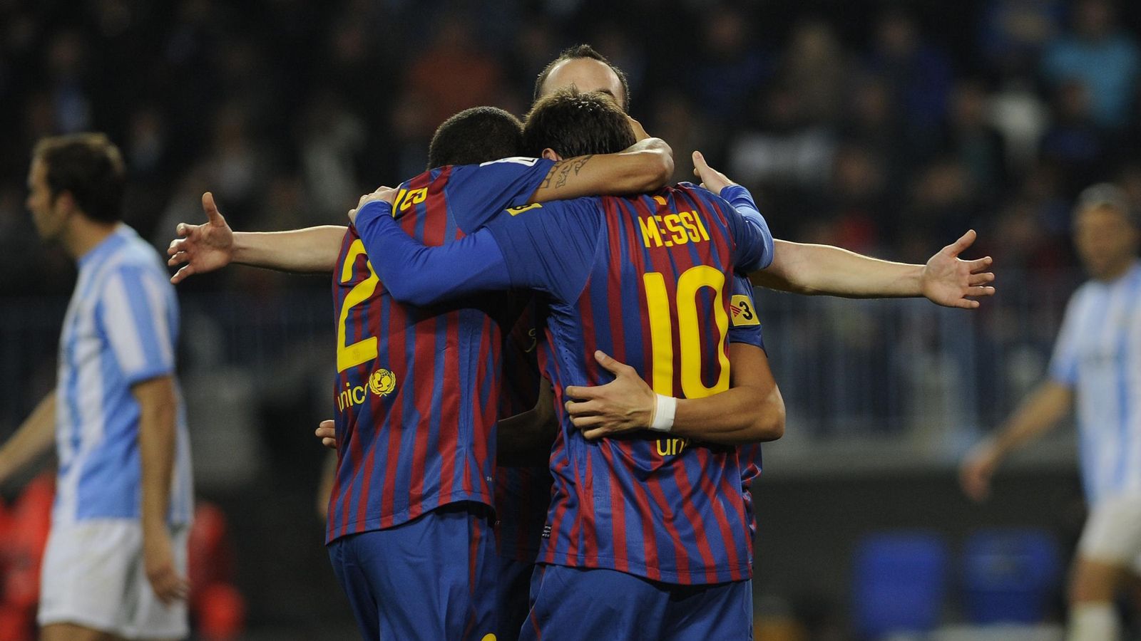 Las fotos de Andrés Iniesta en La Rosaleda con España y el Barcelona Las fotos de Andrés Iniesta en La Rosaleda con España y el Barcelona