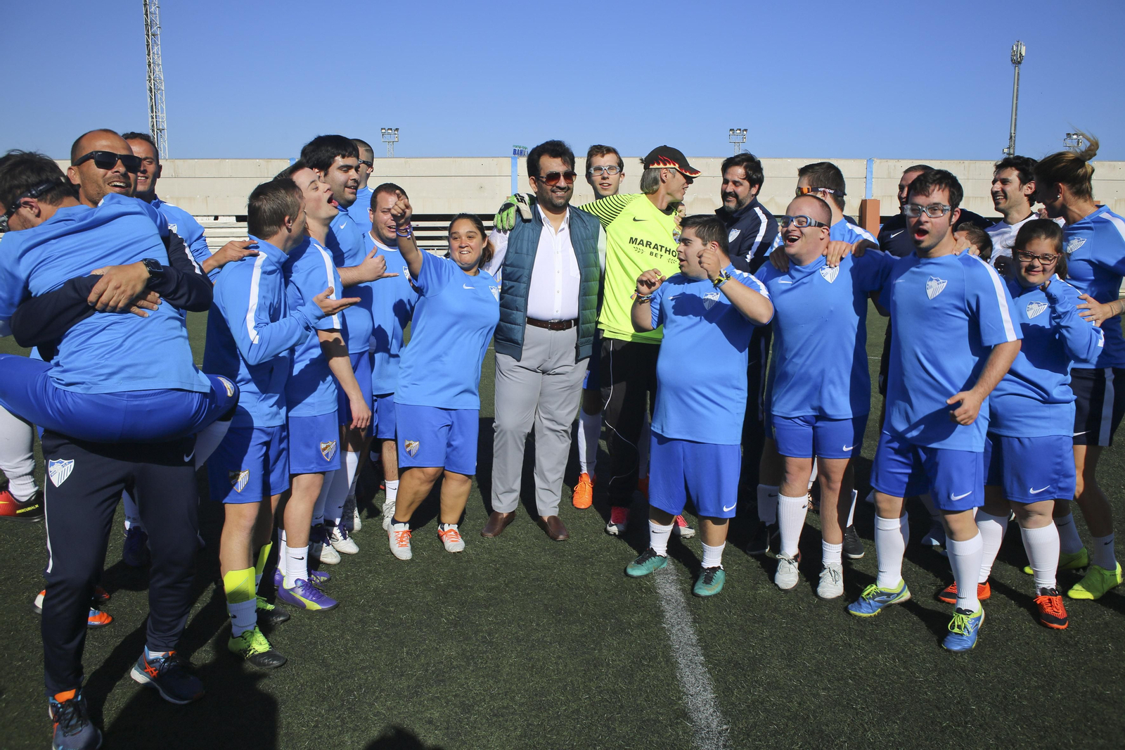 Las fotos del jeque Al-Thani con el Málaga Genuine