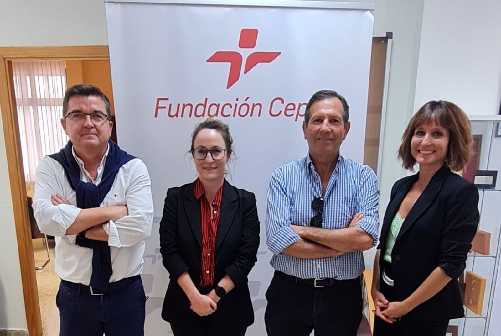 Los representantes de la comisión de la Cátedra Fundación Cepsa y la UCA.