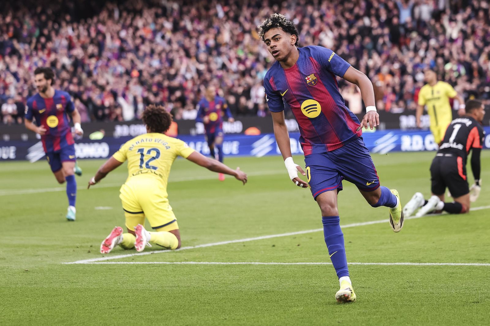 Las fotos del Barcelona-Villarreal en la gran tarde de Lamine