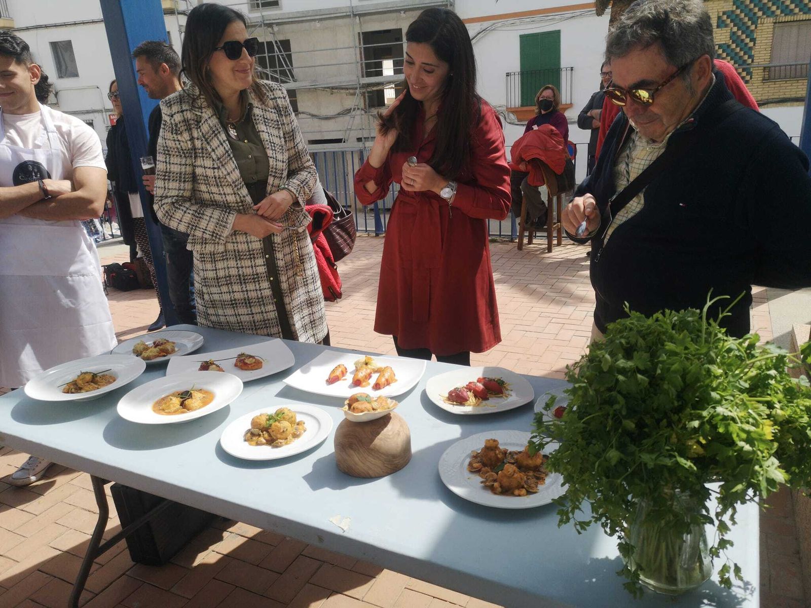 La celebración del certamen gastronómico del bacalao de Semana Santa en Castro del Río, en imágenes