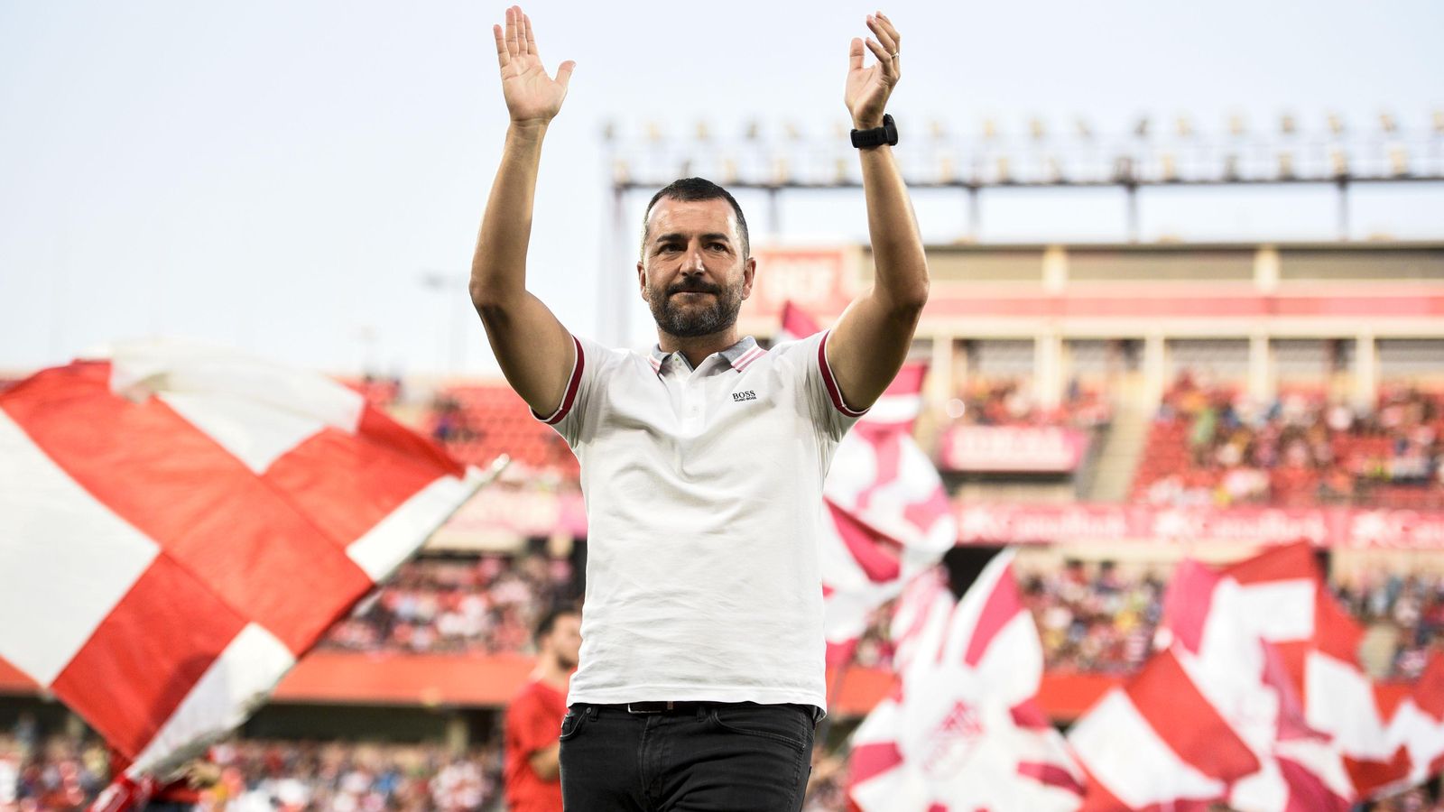 Diego Martínez durante la presentación del equipo ante el Sevilla