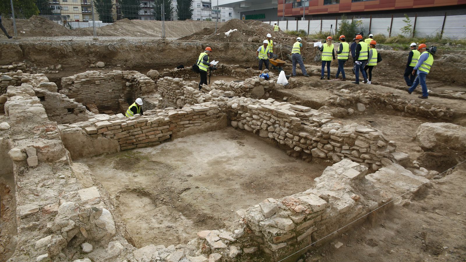 Termas de Los Mondragones.