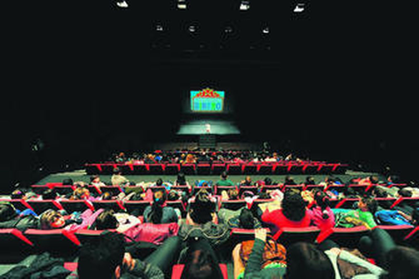 Los alumnos, durante una de las representaciones organizadas por BMN.