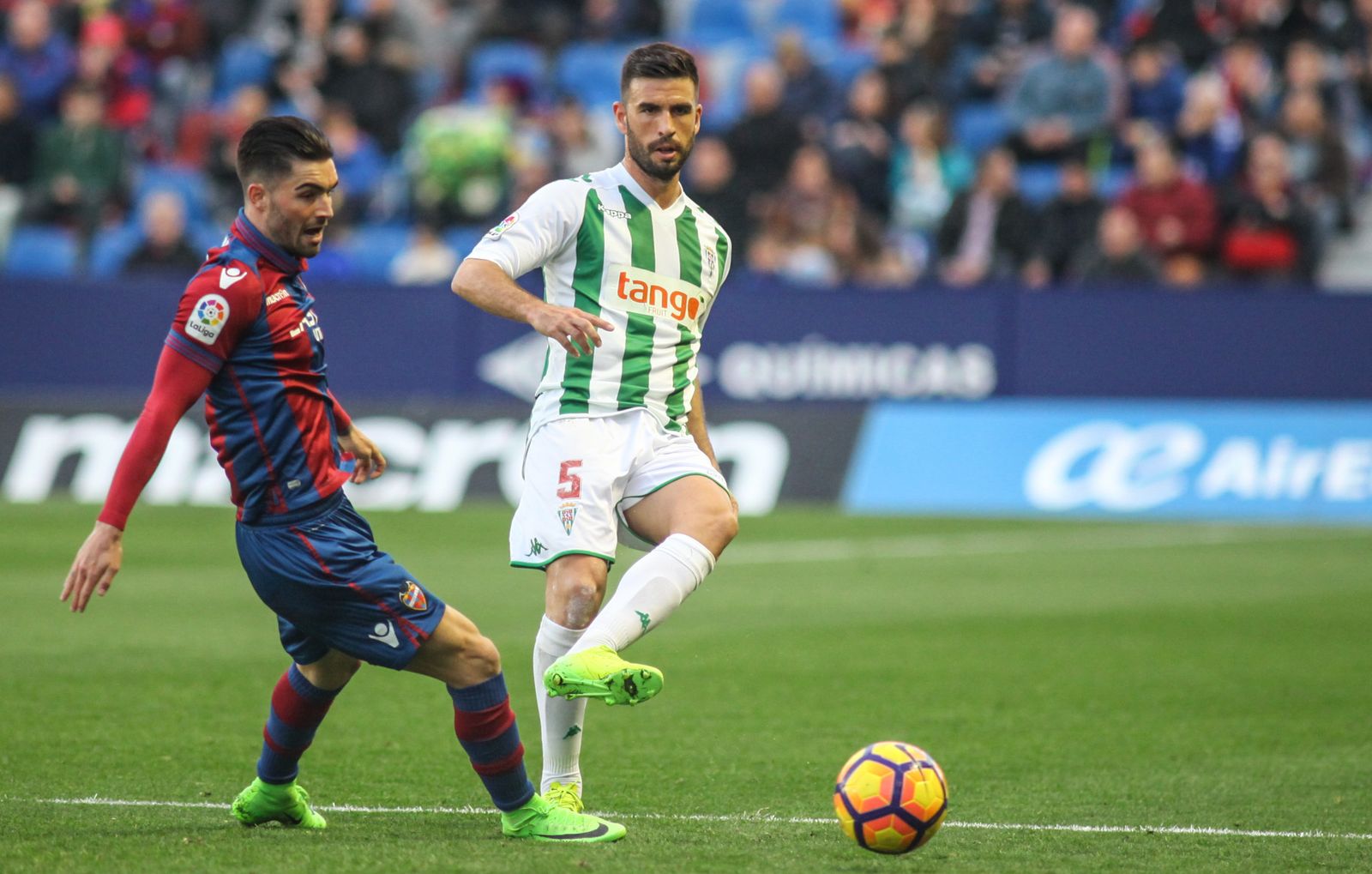 Las imágenes del Levante-Córdoba