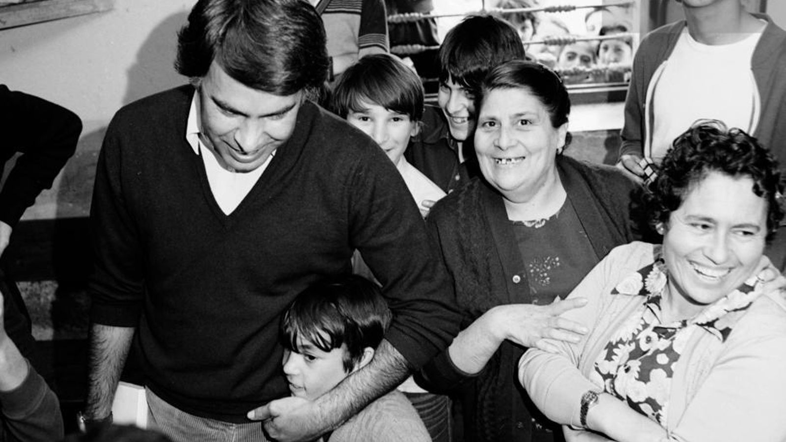 Felipe González en Cala tras acabar la huelga.