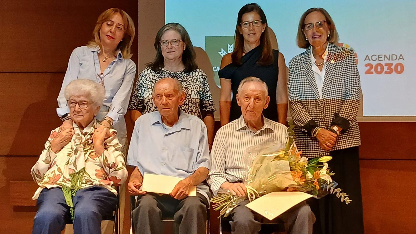 La delegada Matilde Ortiz ha presidido el acto central del Día Internacional de las Personas Mayores