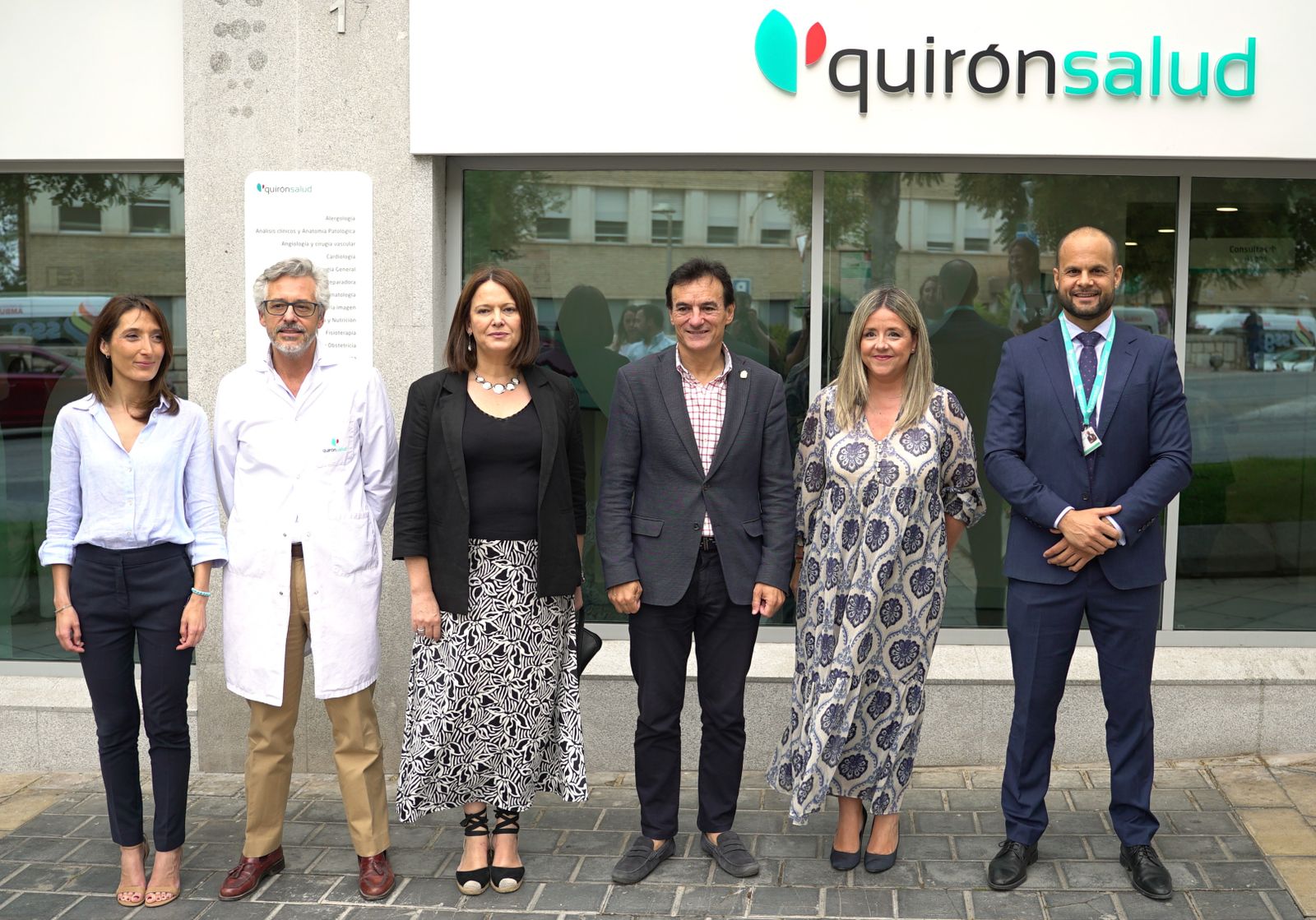 Mónica Moreno, Rafael Cuenca, Lourdes Martínez, Agustín González, Elena González, y Luis Luengo.