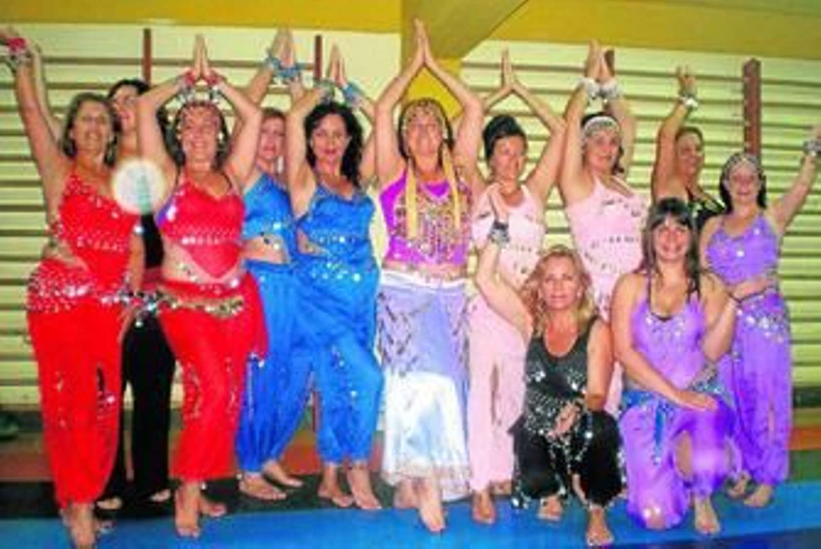 Alumnas de danza del vientre, durante la jornada de convivencia celebrada el pasado día 18.
