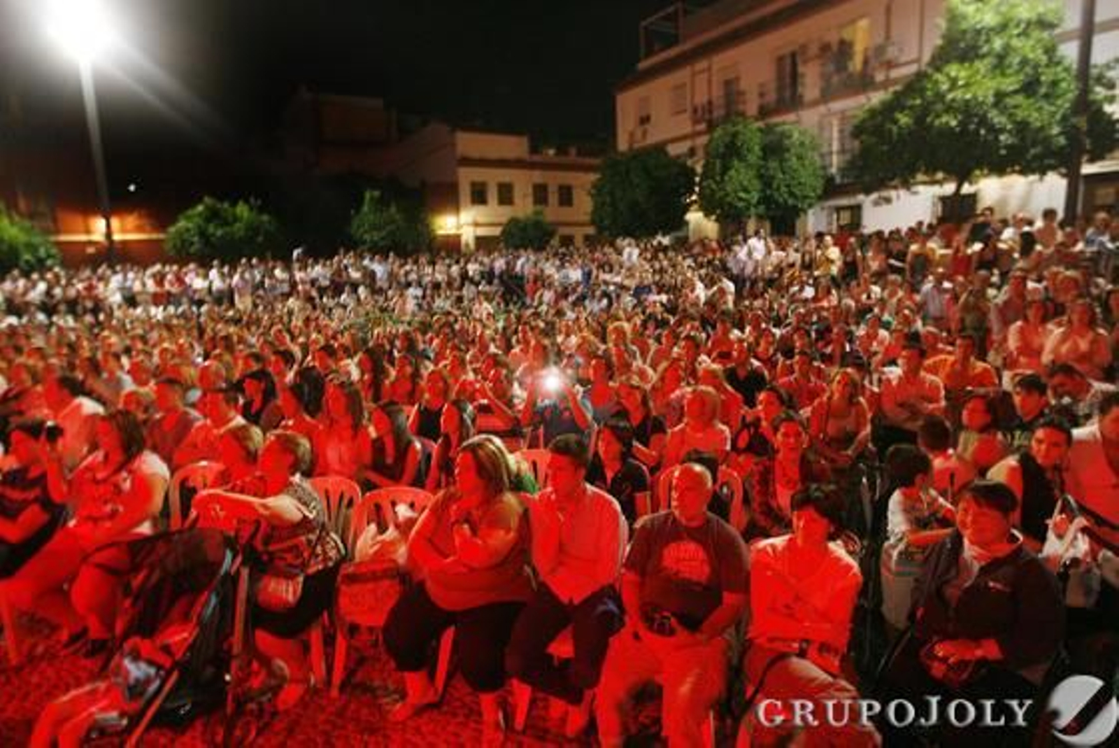 'Aquellos cafés cantantes'.

Foto: Ó. Barrionuevo y R. A. Butelo