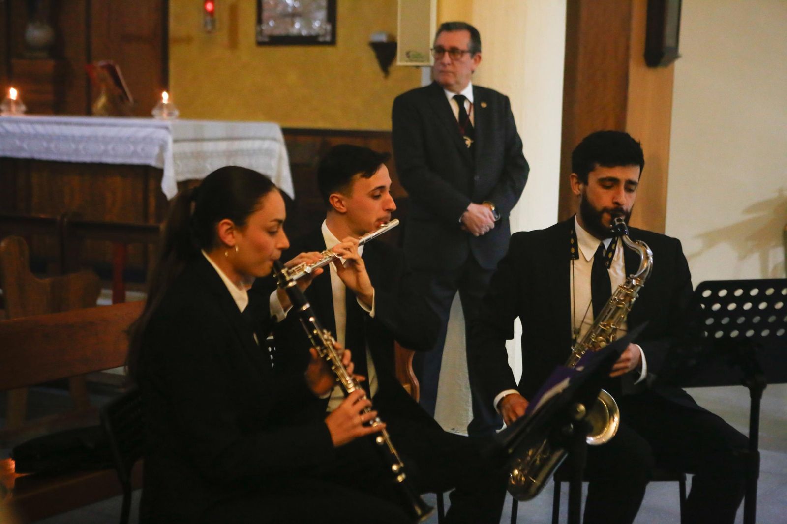 Fotos del vía crucis oficial del consejo local de Algeciras con las Tres Caídas