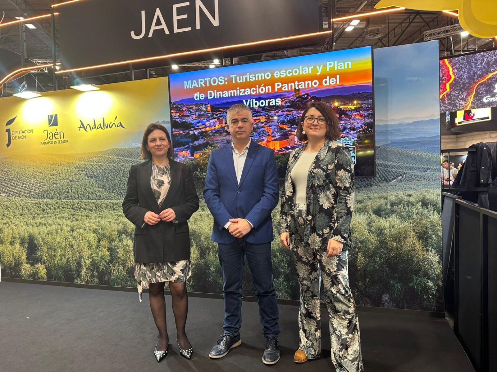 El alcalde de Martos, Emilio Torres, en un acto promocional de Fitur.