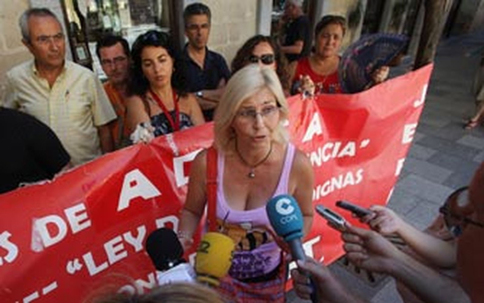 La plantilla de Acasa continúa con la protesta ante el impago de la nómina