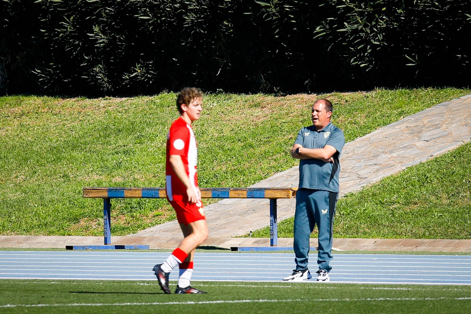 Las imágenes de Segunda RFEF entre Almeria B y recreativo de Granada