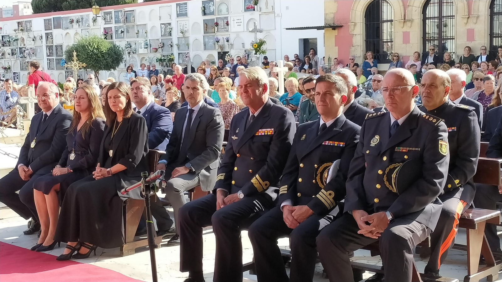 Día de los Difuntos en el cementerio de la ciudad de San Fernando