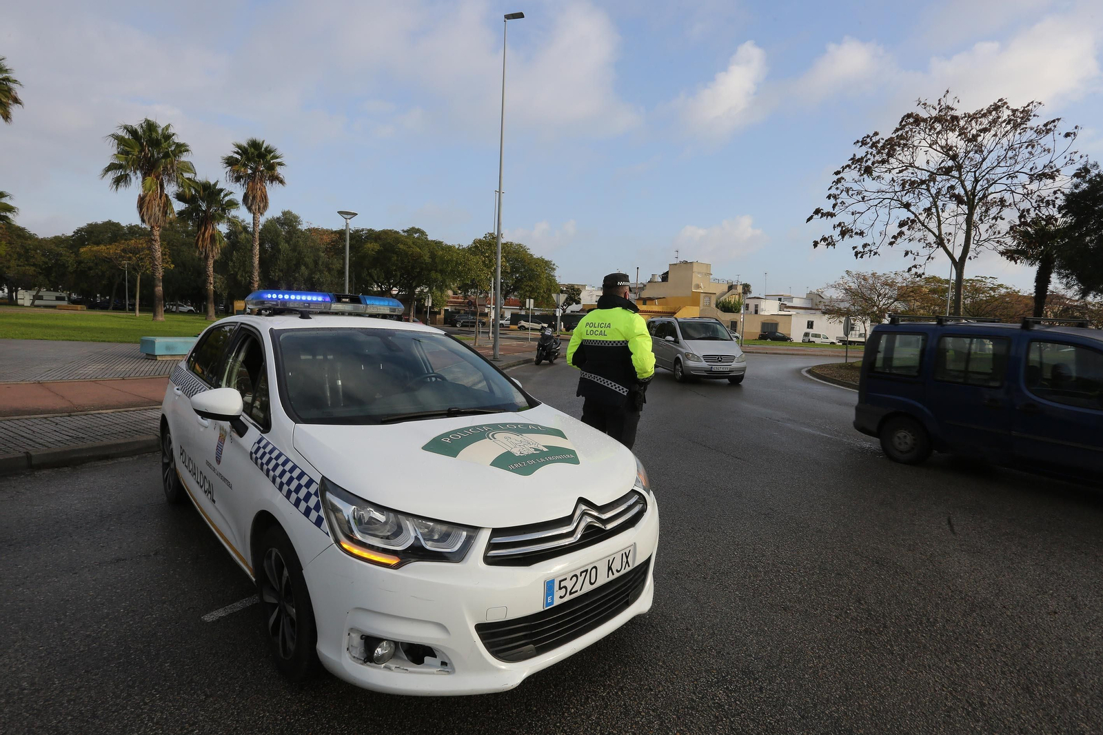 Protesta de los padres del instituto Fernando Savater