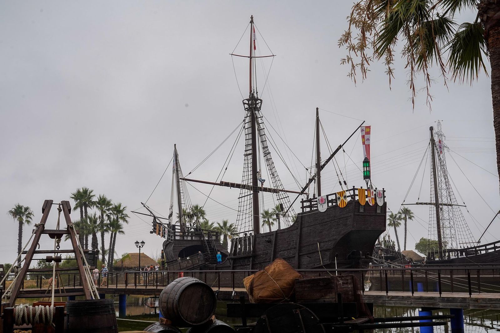Imágenes de la visita guiada para dar a conocer las reformas realizadas en el Muelle de las Carabelas y su entorno