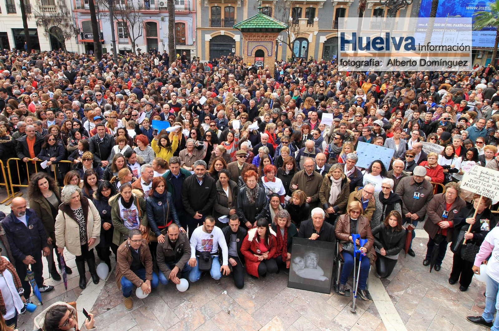 Imágenes de la manifestación contra la derogación de la prisión permanente revisable celebrada en Huelva