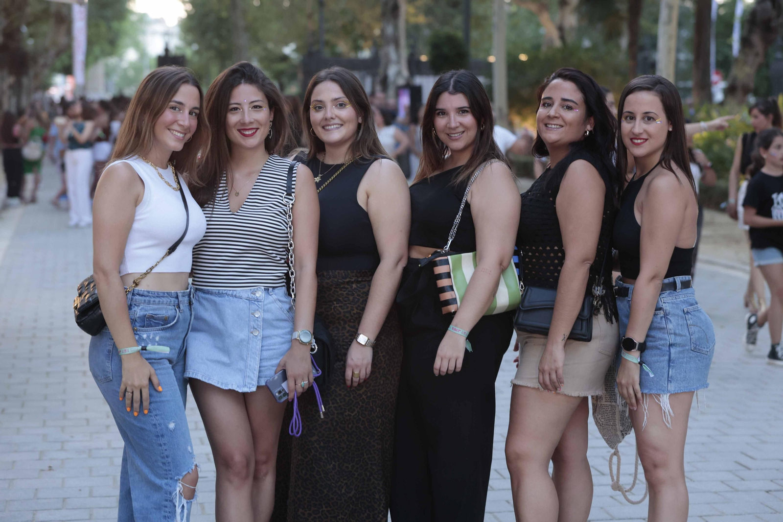 Búscate en el concierto de Lola Índigo