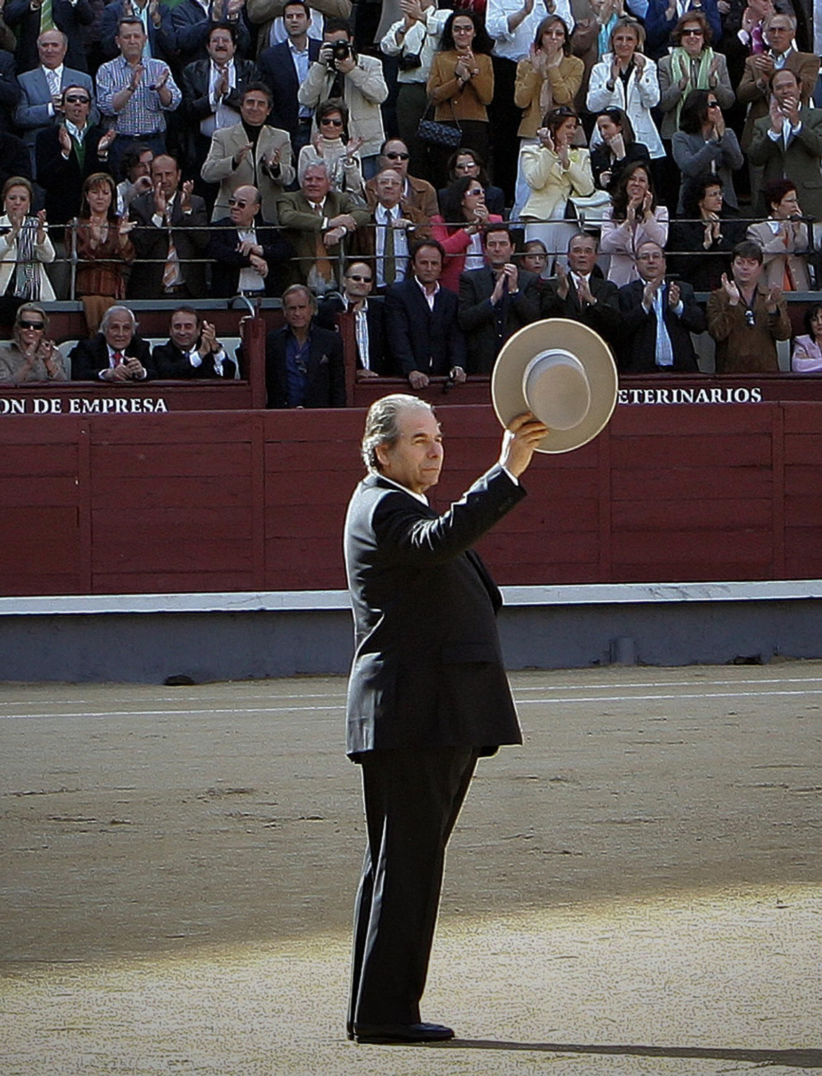 Algunos momentos de la vida de Rafael de Paula en imágenes
