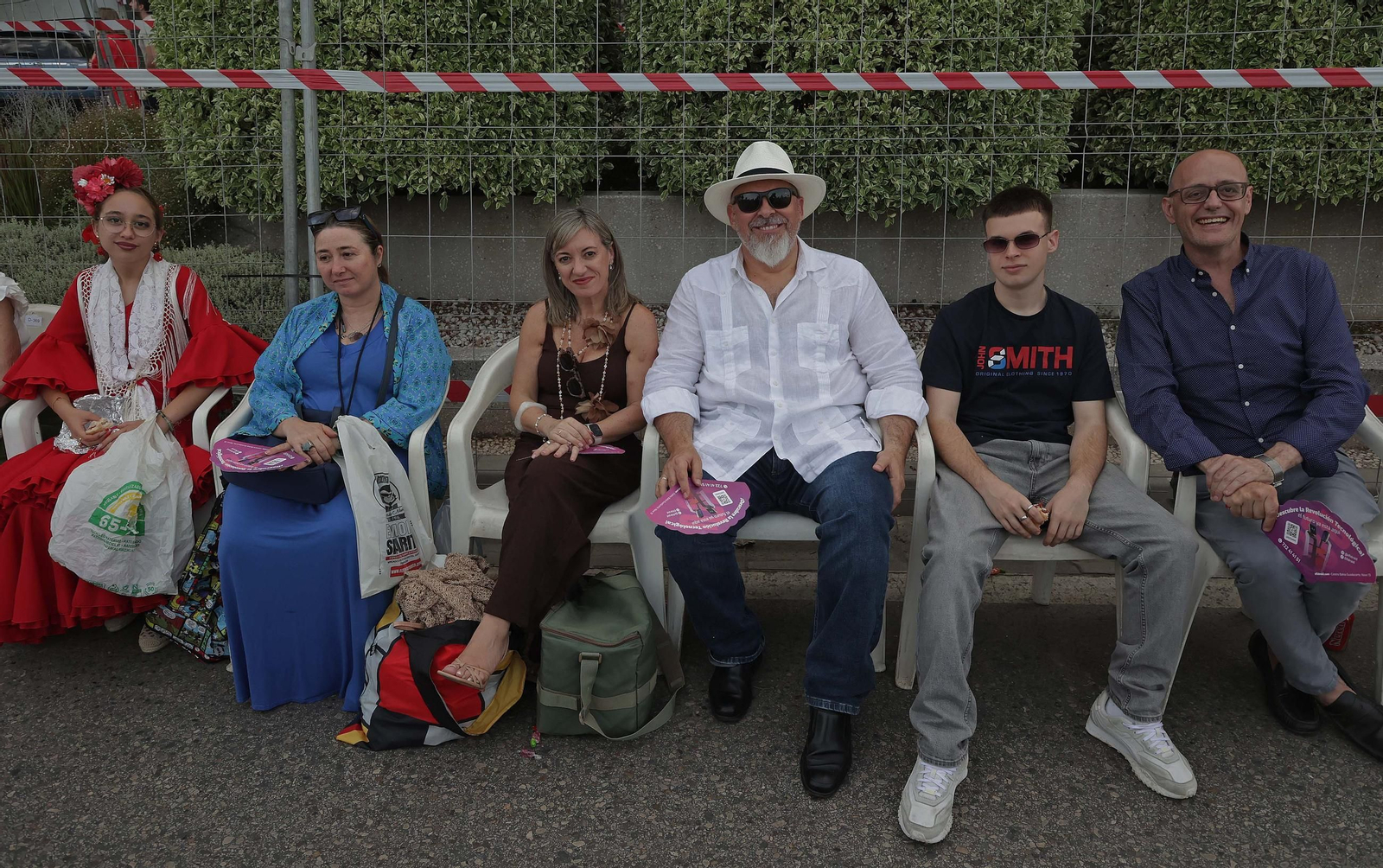 Búscate en las fotos de la cabalgata de la Feria Real de Algeciras 2025