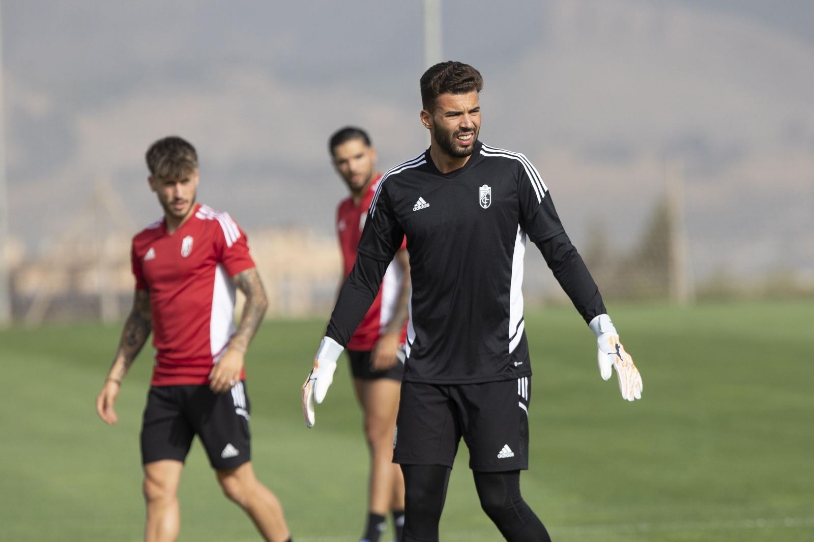 Así ha sido el primer entrenamiento del Granada CF de la pretemporada