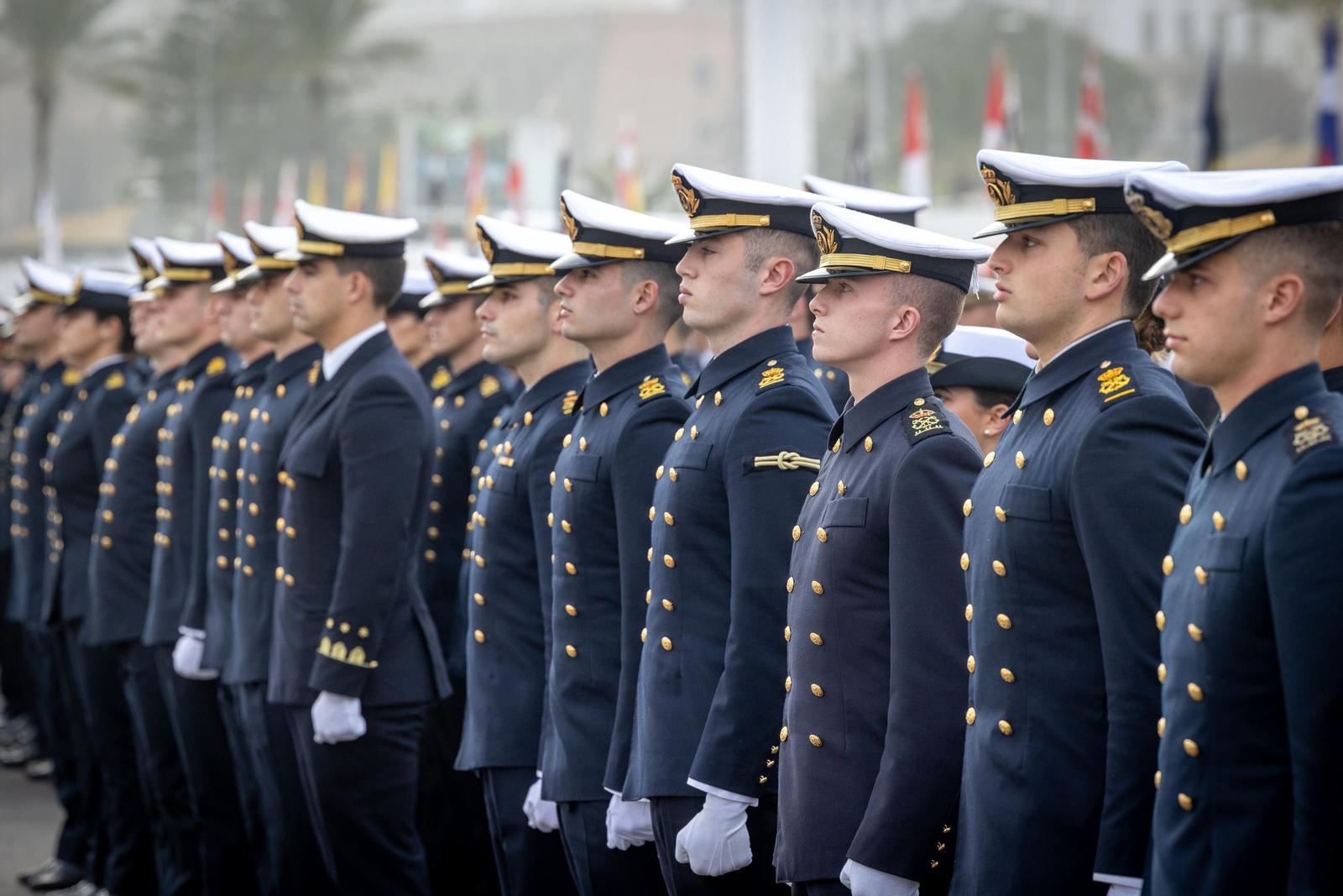Imágenes de la despedida del 'Elcano' desde Cádiz con la Princesa Leonor como guardiamarina Imágenes de la despedida del 'Elcano' desde Cádiz con la Princesa Leonor como guardiamarina