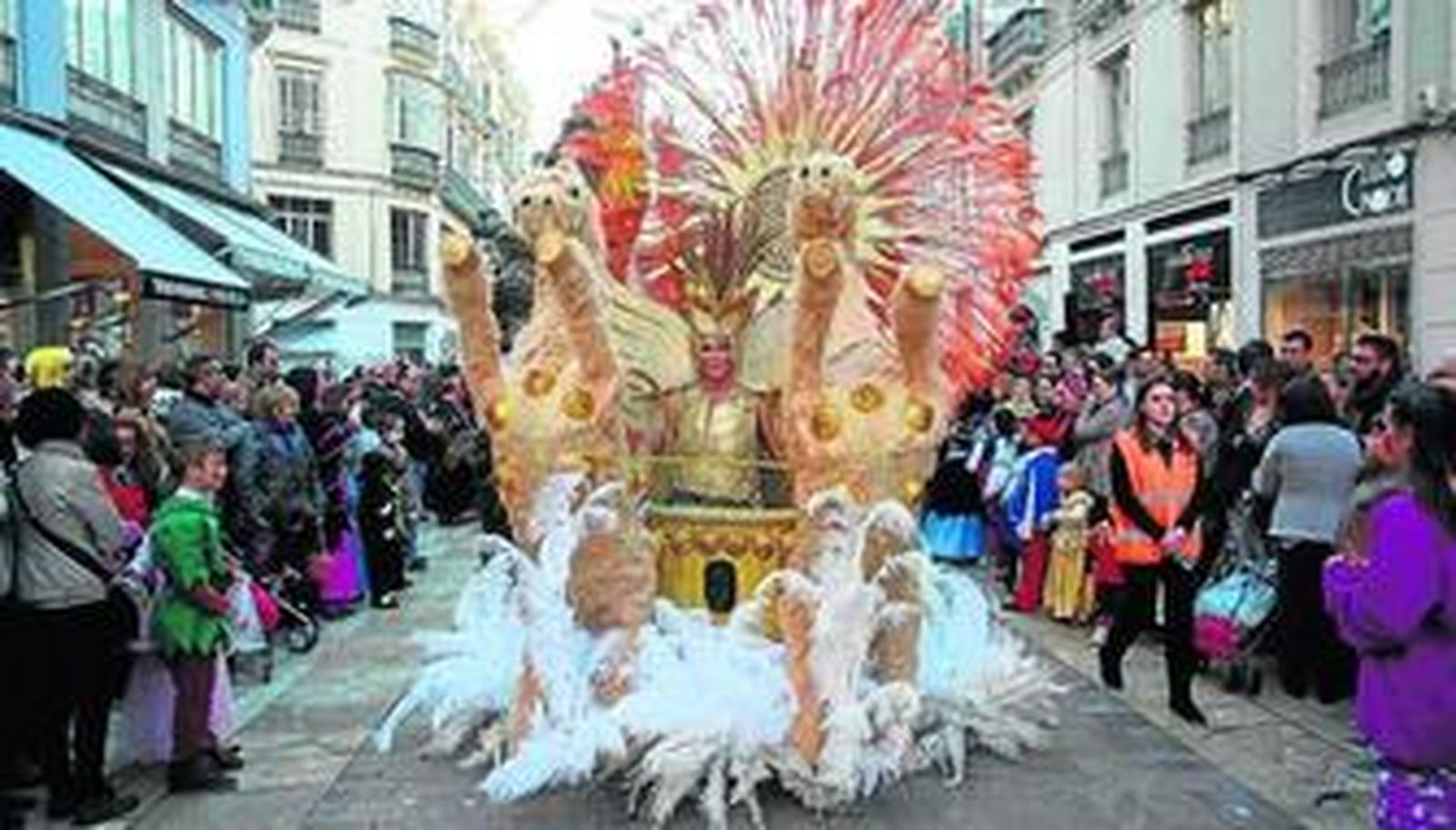 La calle se disfraza de color