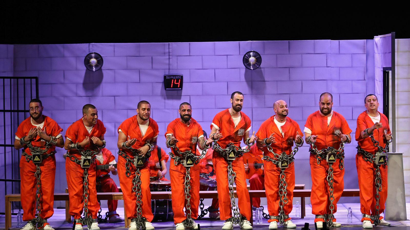 Chirigota 'Gente con chispa', en semifinal.