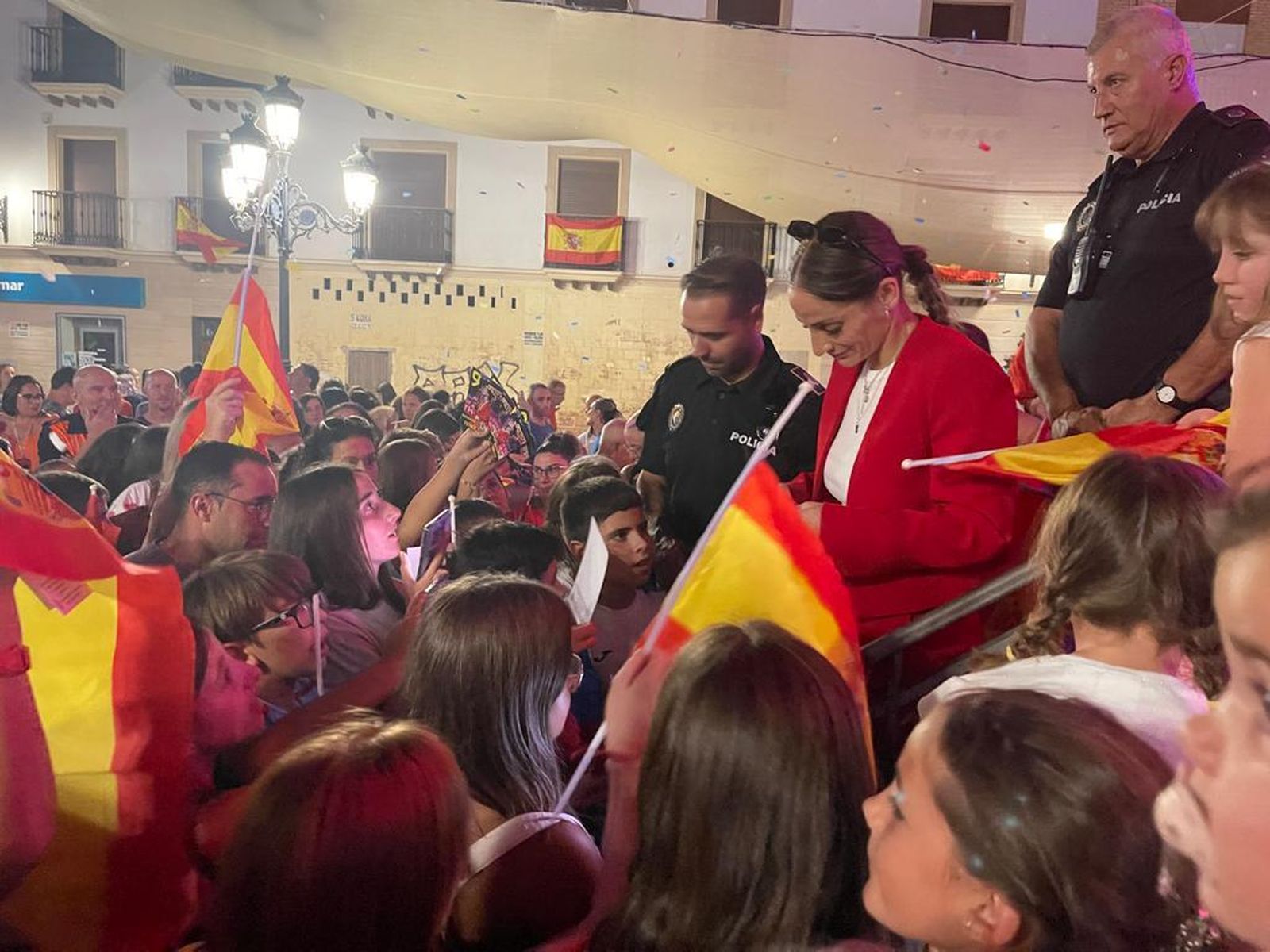 La campeona del mundo Esther González, homenajeada en Huéscar, su pueblo