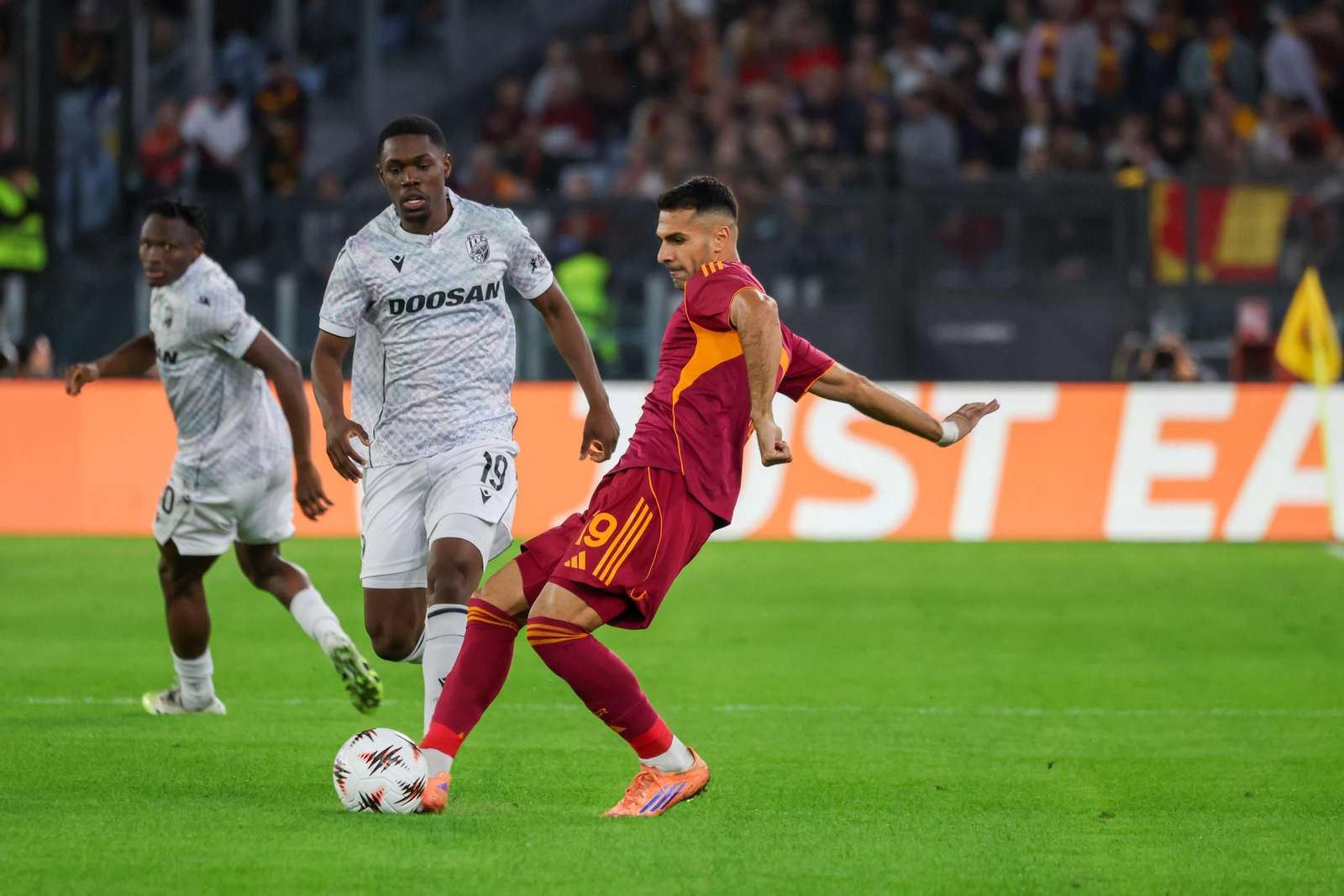 Roma-Viktoria Plzen (6).jpg