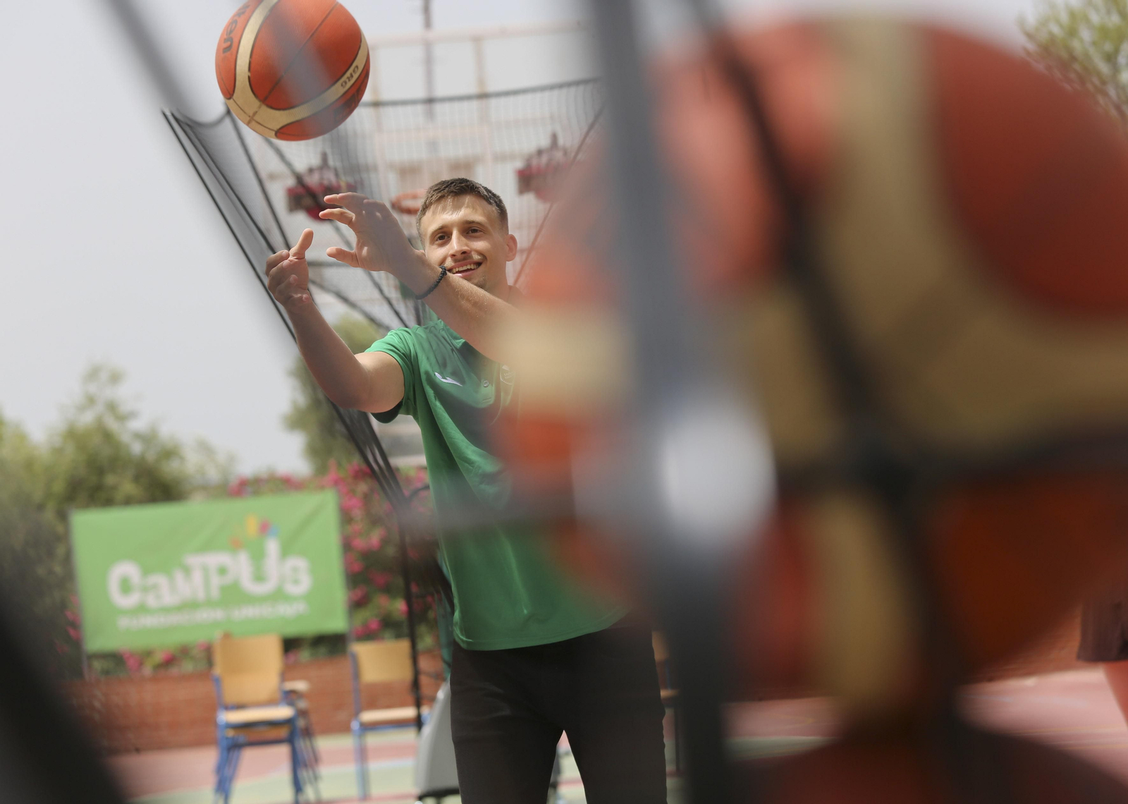 Las fotos de la presentación de Aleksa Avramovic