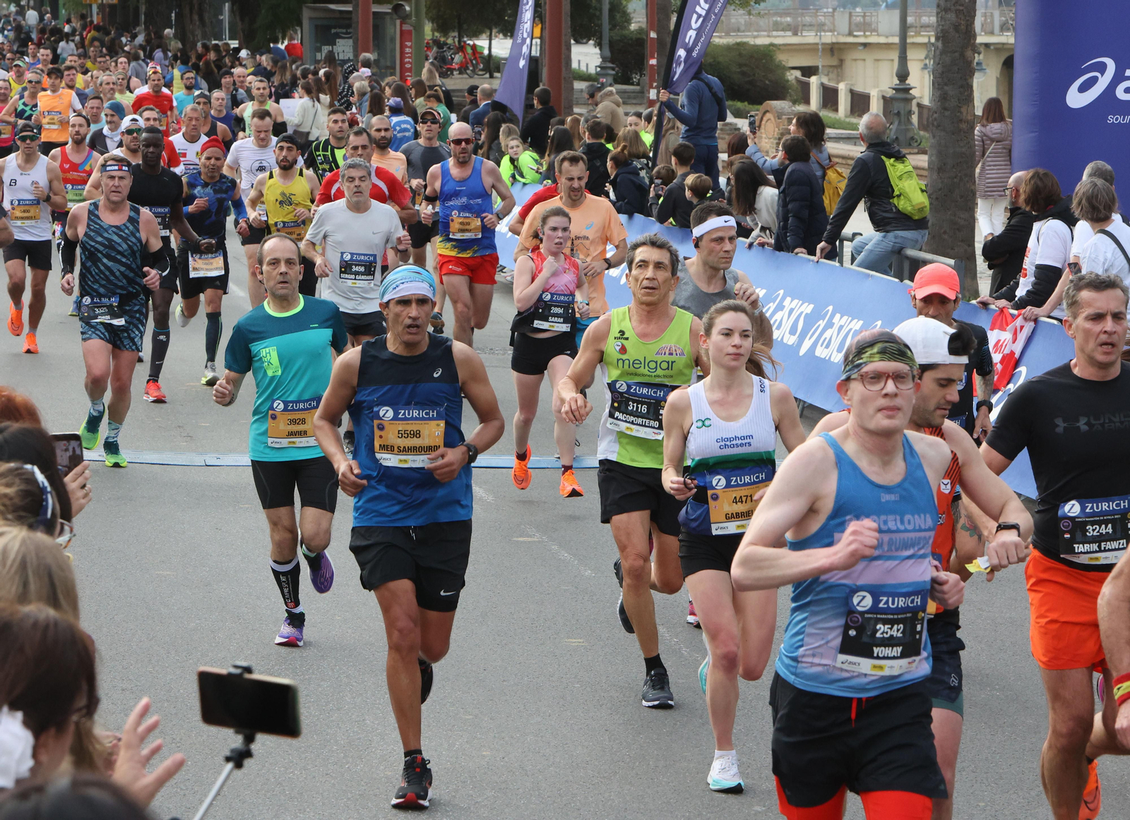 Búscate en la maratón de Sevilla 14