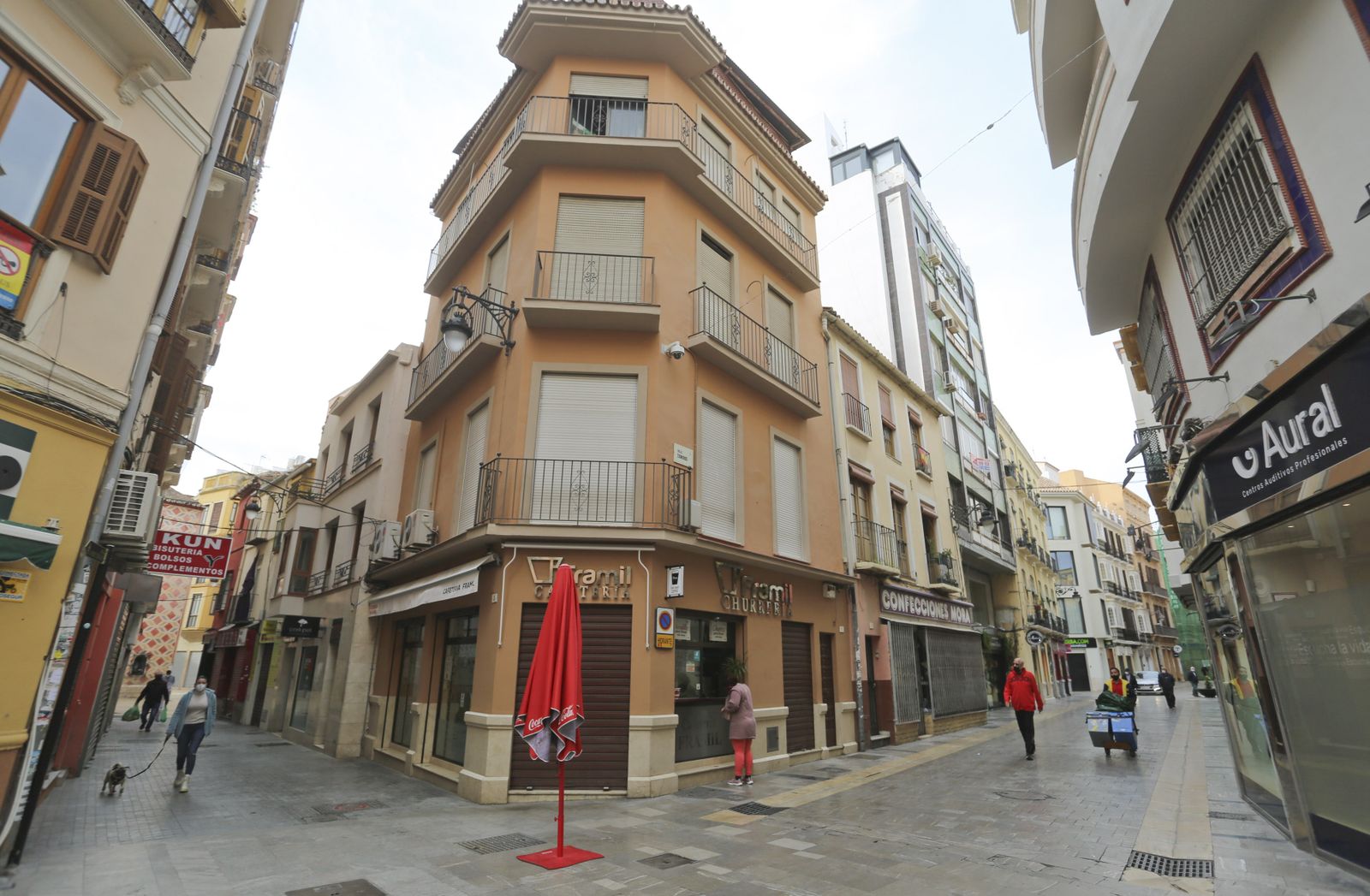 Málaga capital vive el primer día de su nuevo cierre