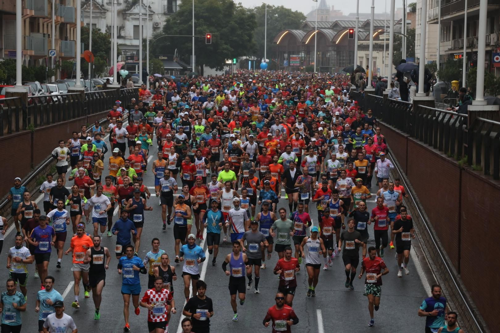 Búscate en la Media Maratón de Sevilla 07