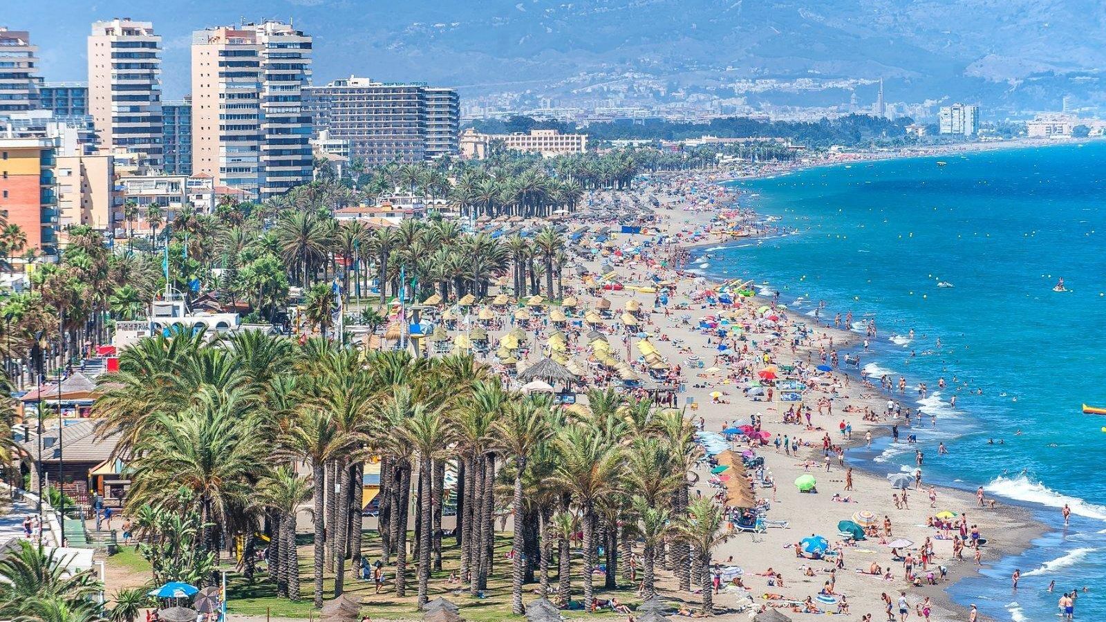 Vista de La Carihuela, Torremolinos. Vista de La Carihuela, Torremolinos.