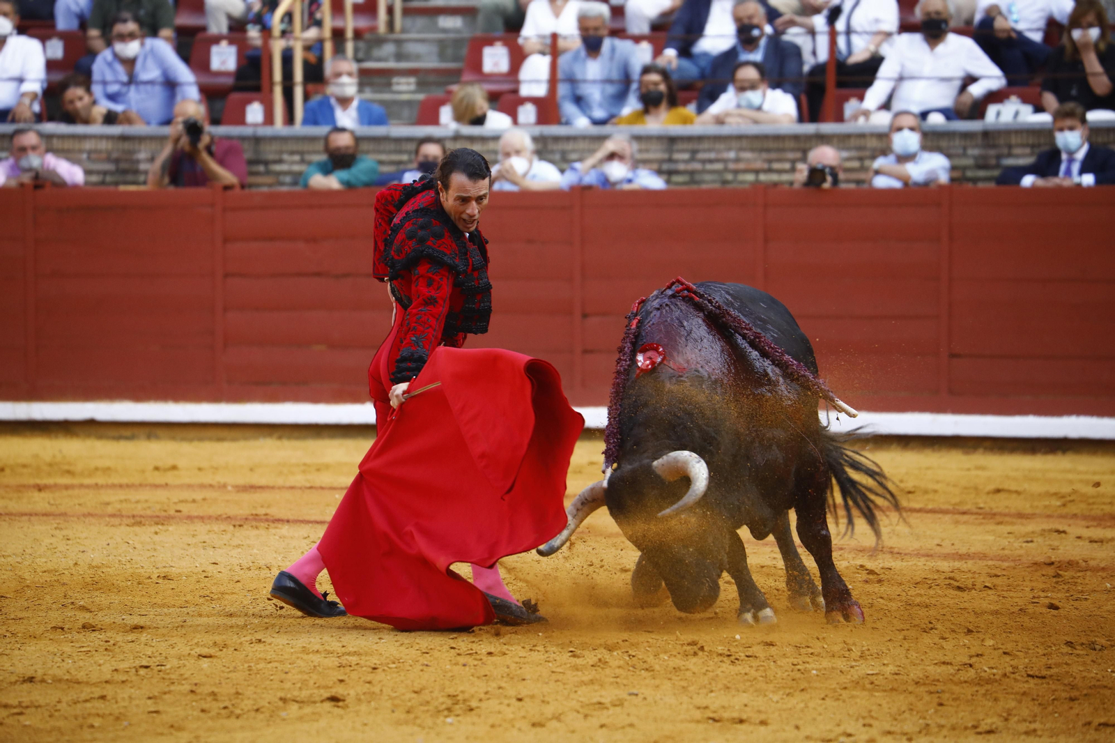 El mano a mano de Finito y Morante en la Feria Taurina de Córdoba, en imágenes