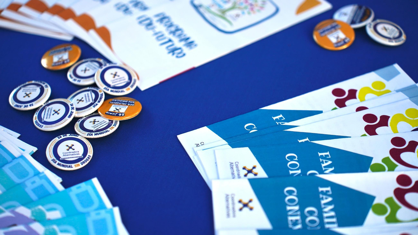 Fotos de la concentración de Alternativas por el Día Mundial sin Drogas