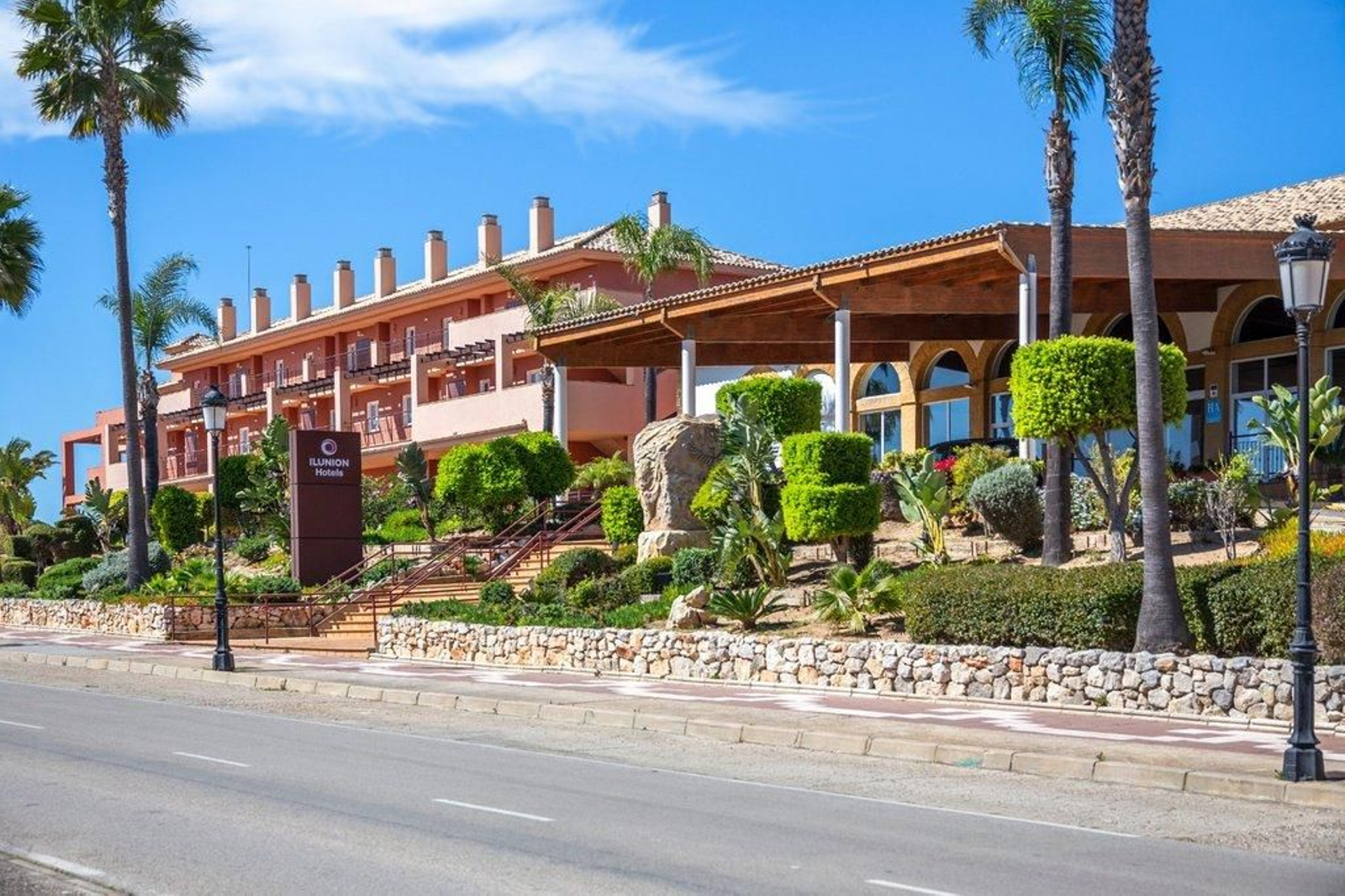 Uno de los hoteles de Novo Sancti Petri.