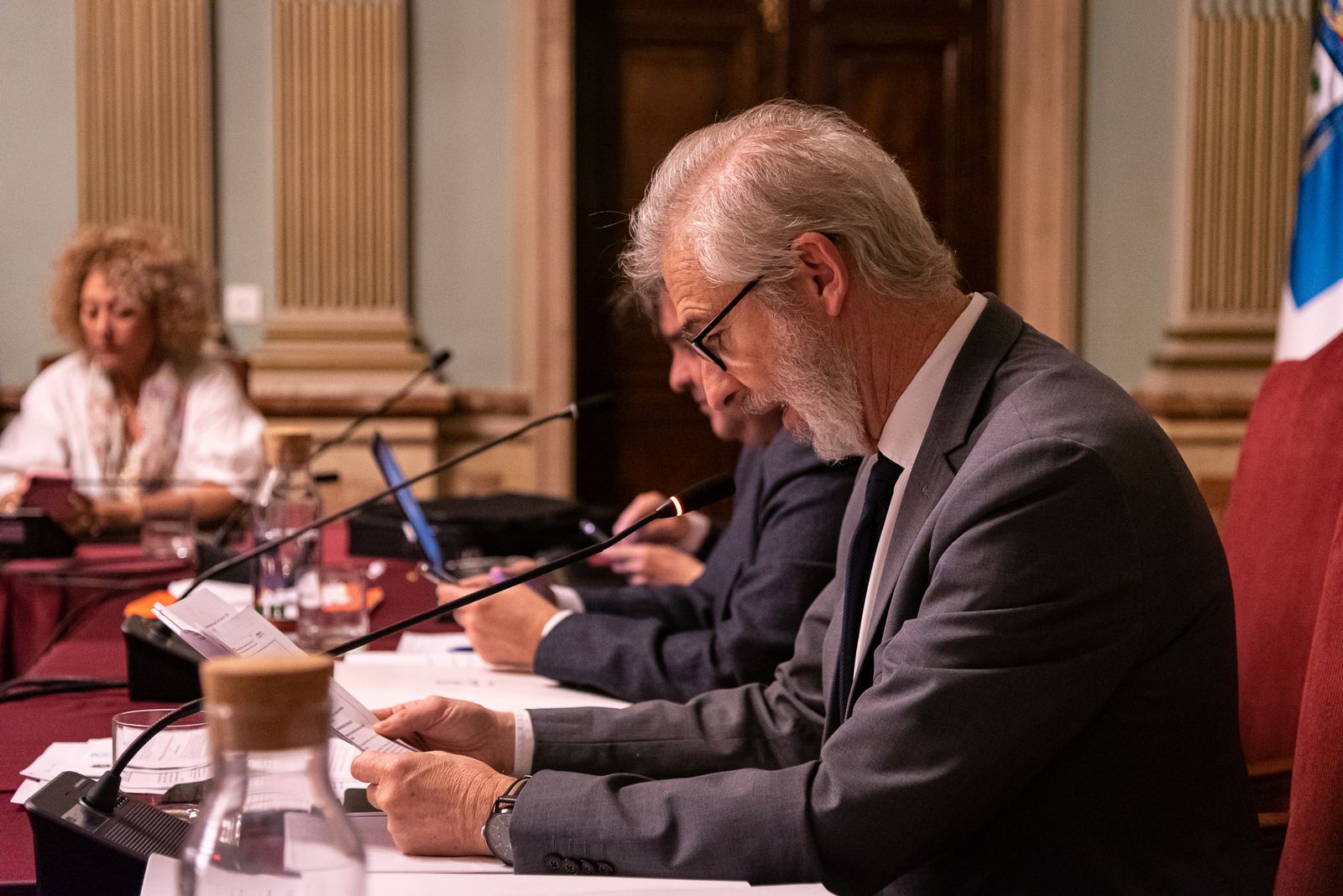 Imágenes del pleno extraordinario para la aprobación de los presupuestos del Ayuntamiento de Huelva