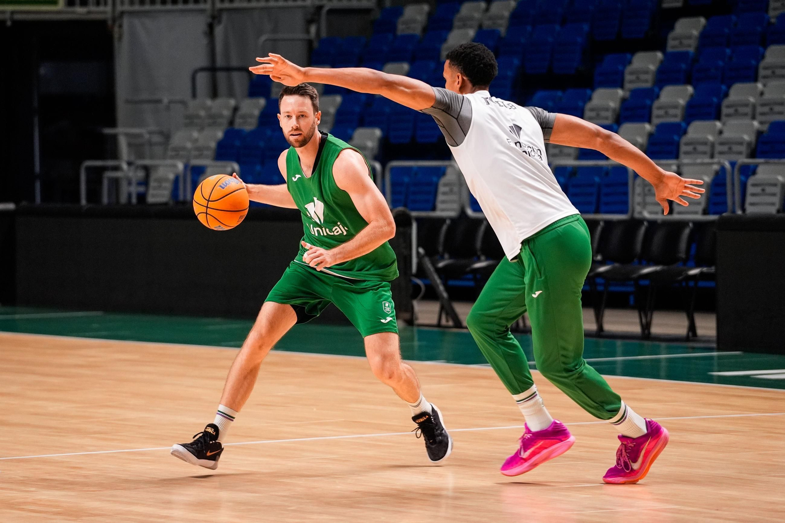 El Unicaja prepara el duelo ante el Aliaga Petkismpor