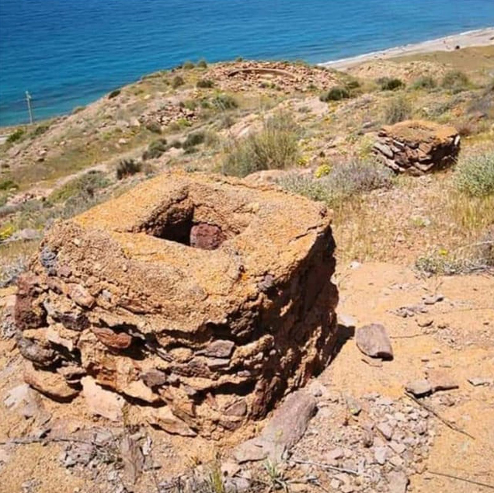 Batería en la costa almeriense