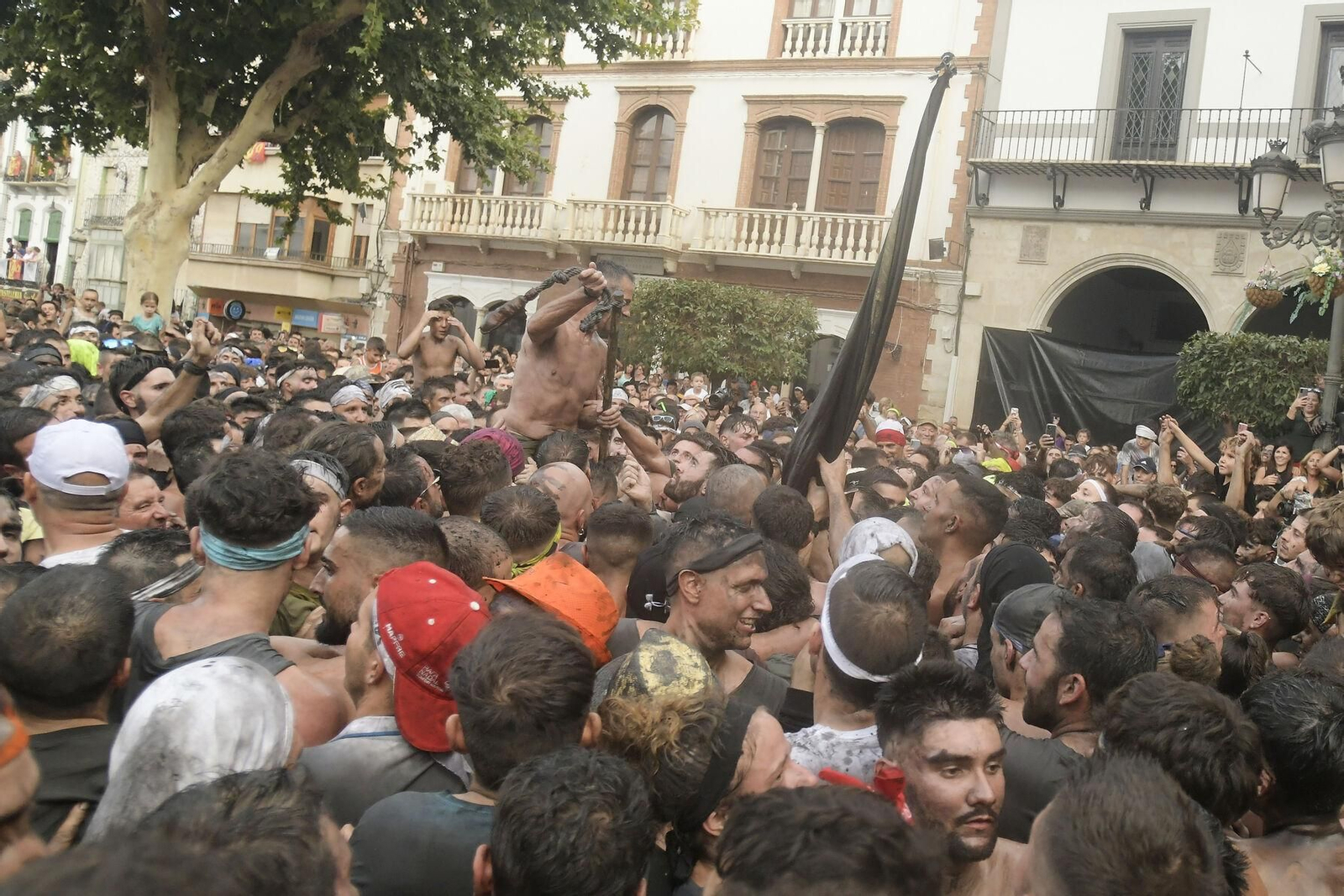 Las mejores fotos del Cascamorras celebrado en Baza